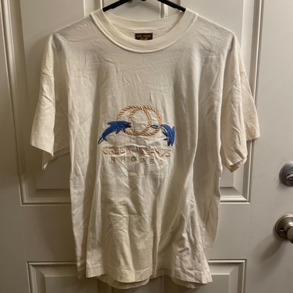 🤍 vintage dolphin t 🤍 - Picture 4 of 5
